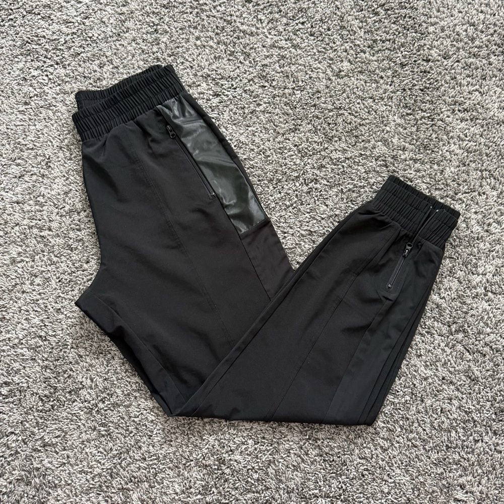 Victoria’s Secret sport joggers